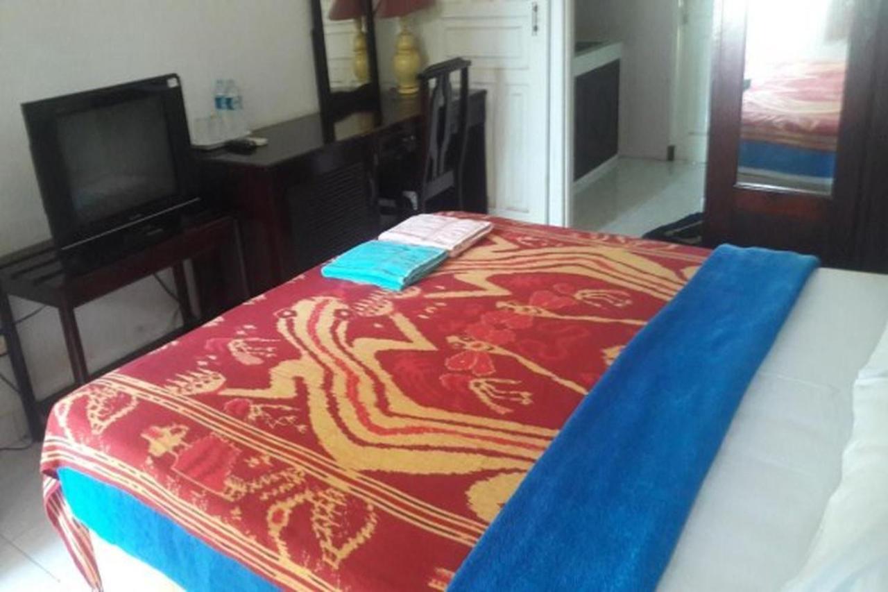 Hotel Airlangga มาตารัม ภายนอก รูปภาพ
