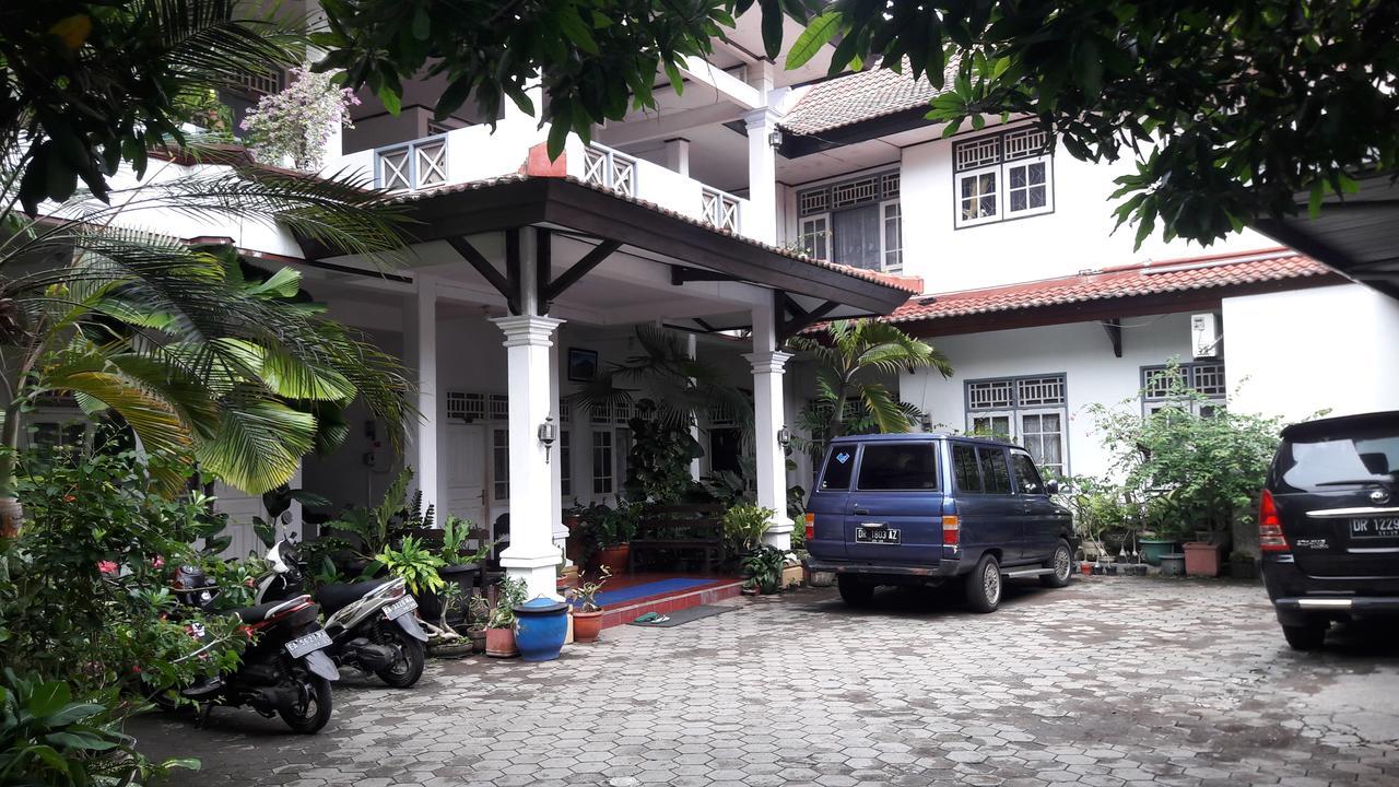 Hotel Airlangga มาตารัม ห้อง รูปภาพ